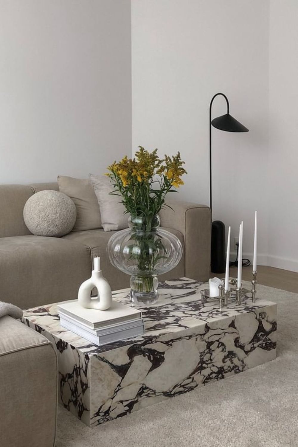 Arum Creative Wall Lamp