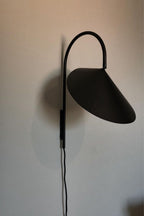 Arum Creative Wall Lamp