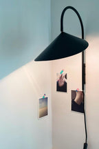 Arum Creative Wall Lamp