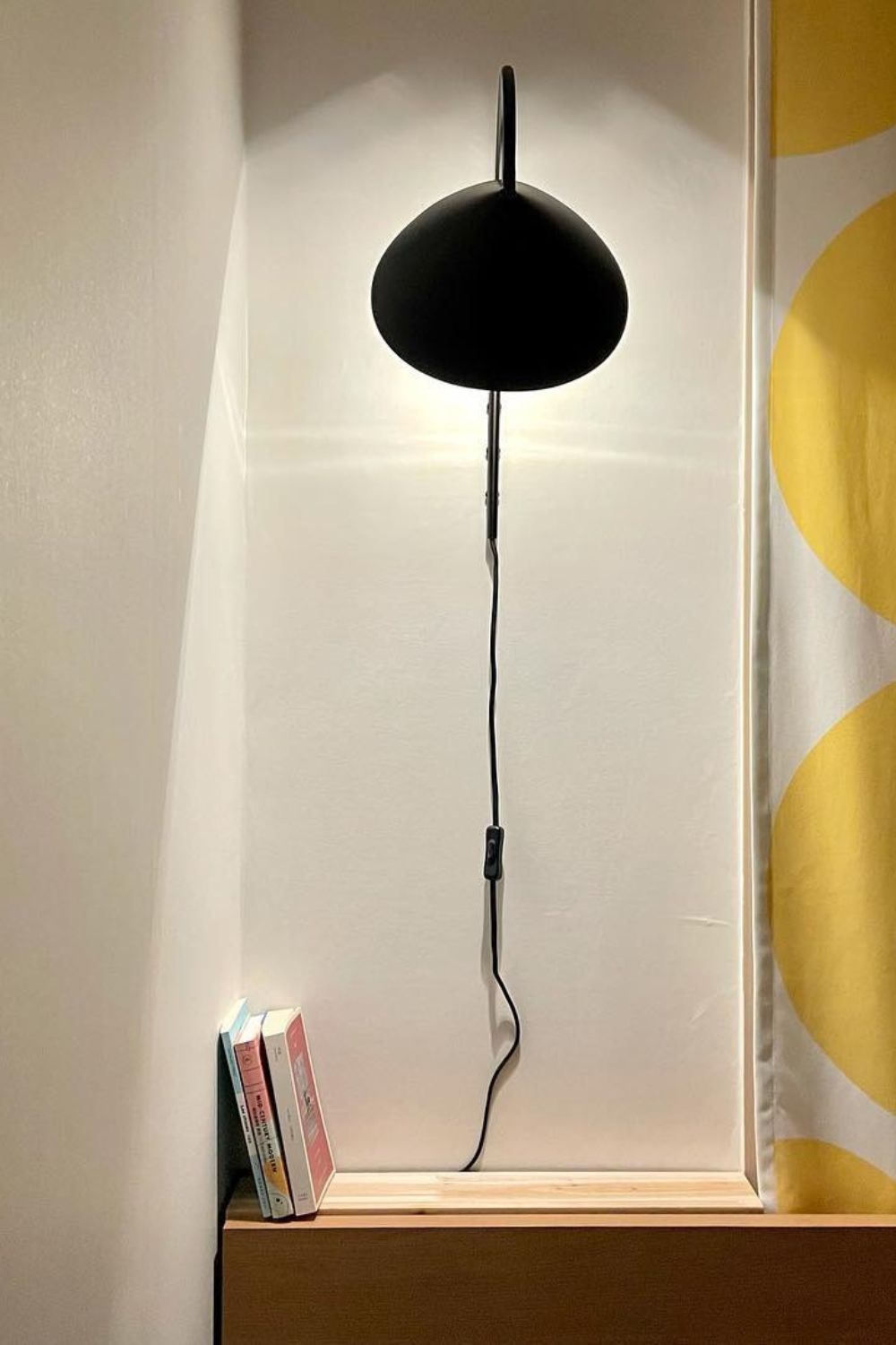 Arum Creative Wall Lamp