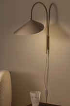 Arum Creative Wall Lamp