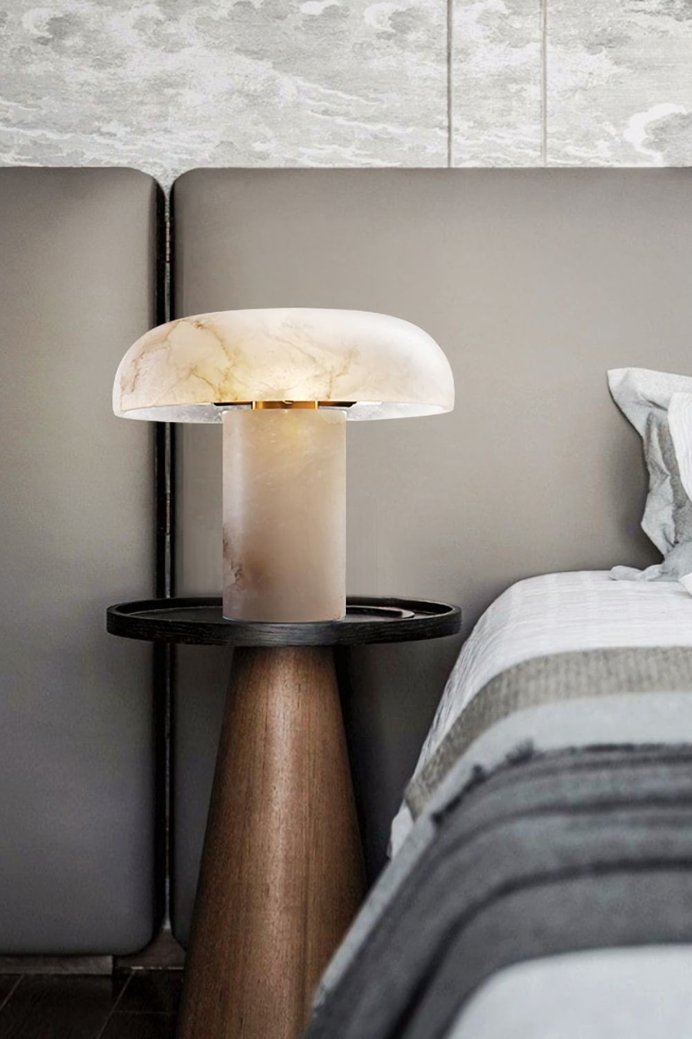 Atlas Table Lamp