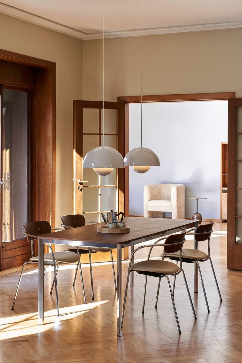 Semi-Circle Pendant Lamp