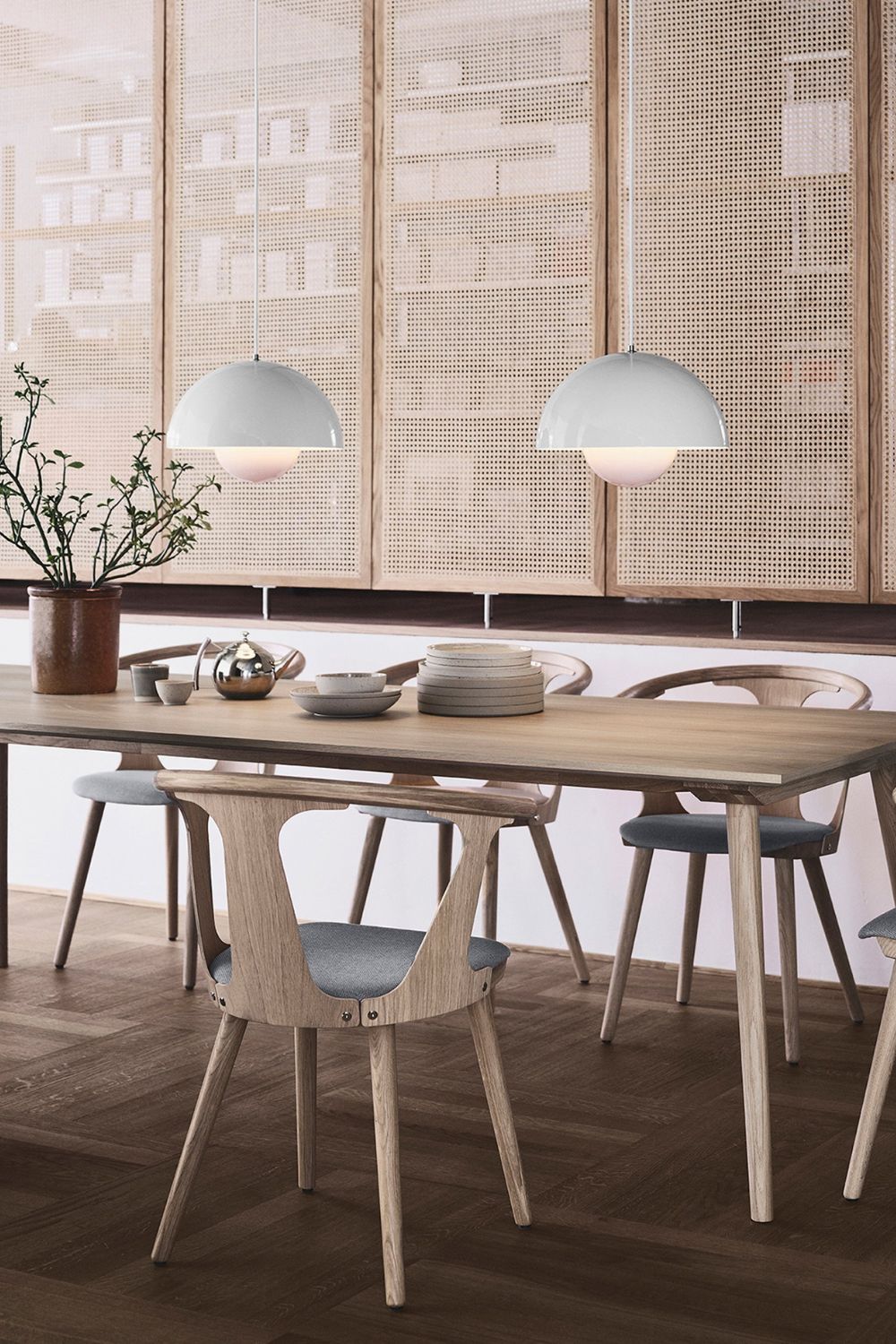 Semi-Circle Pendant Lamp