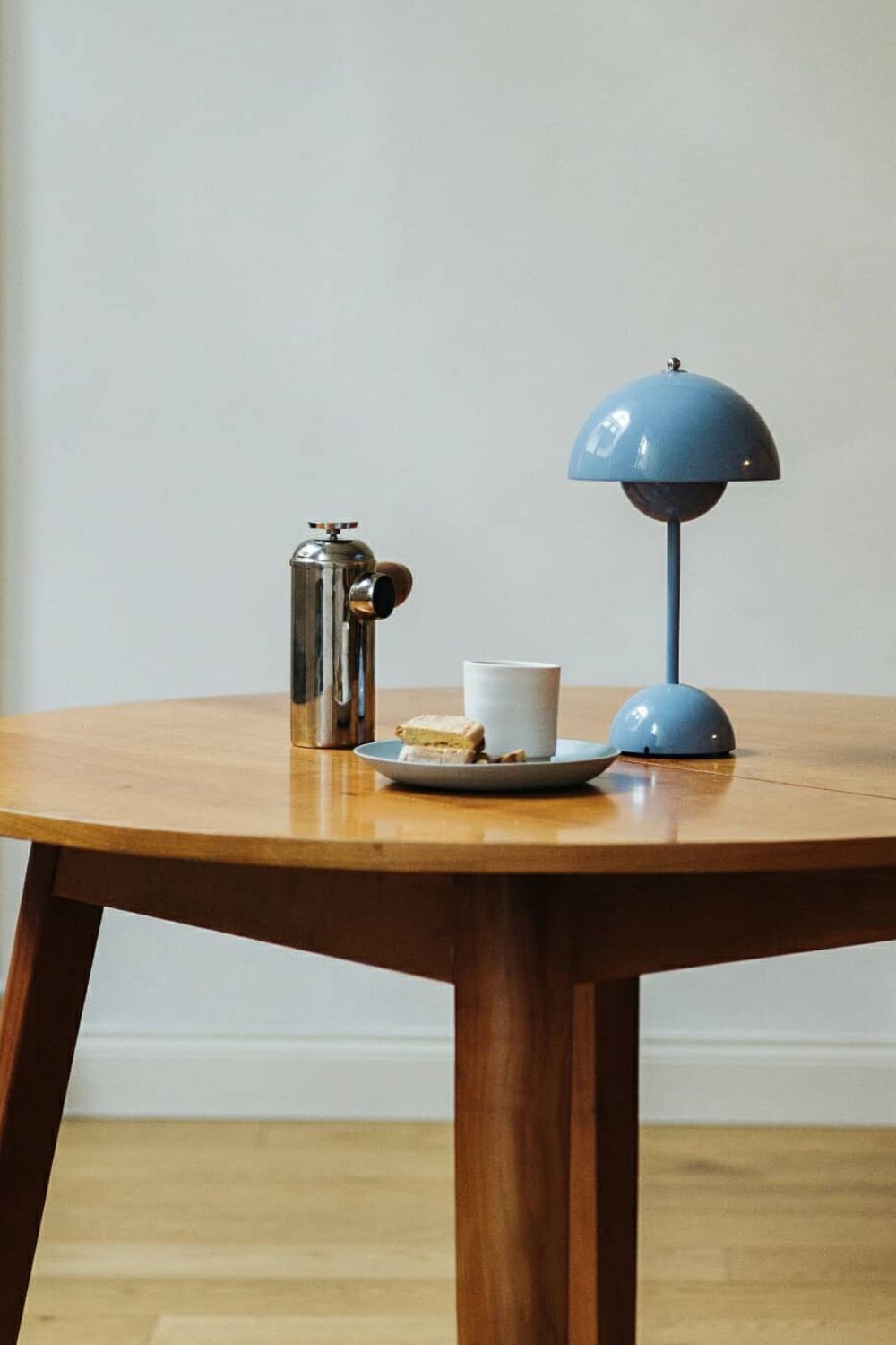 Semi-Circle Table Lamp Portable