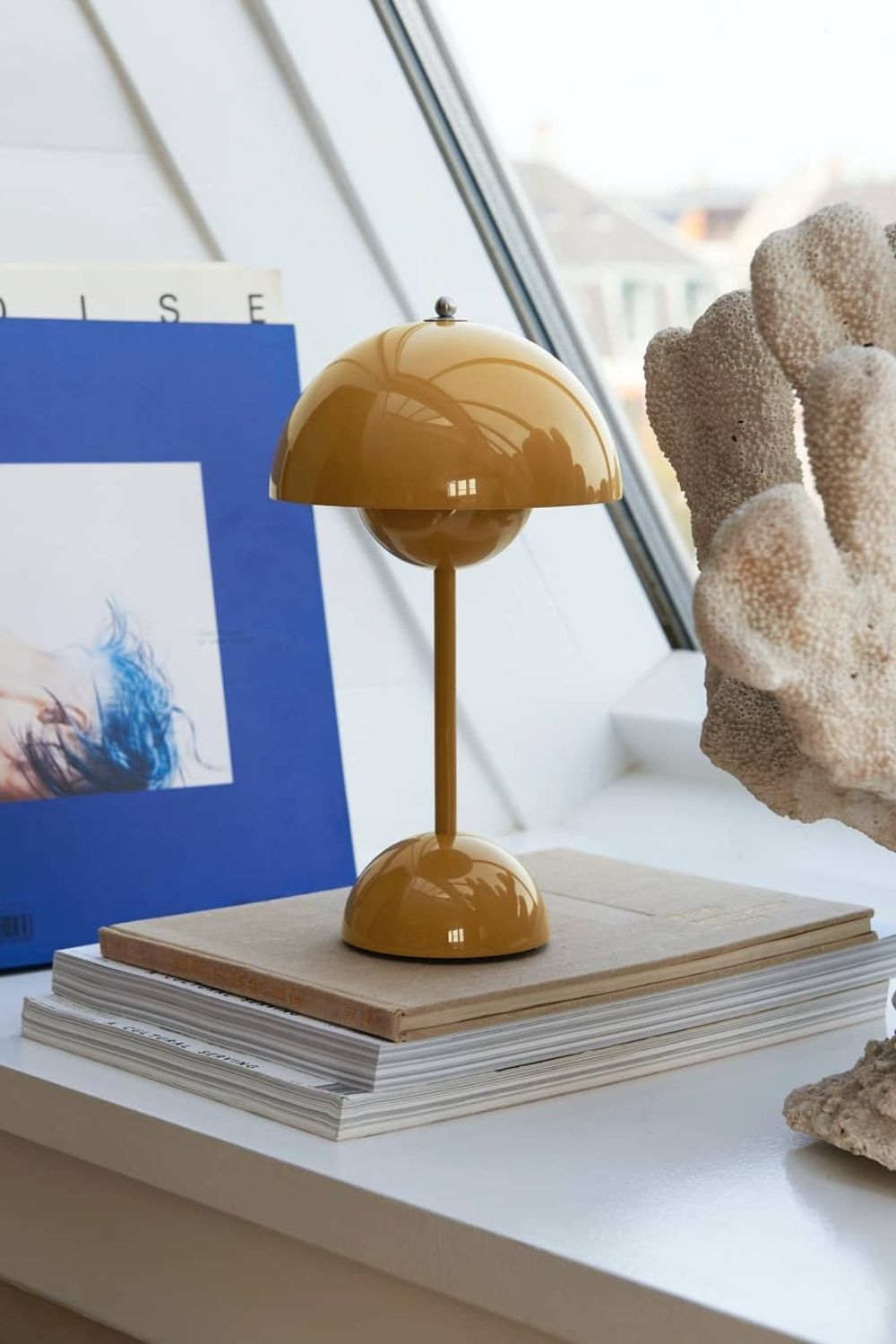 Semi-Circle Table Lamp Portable