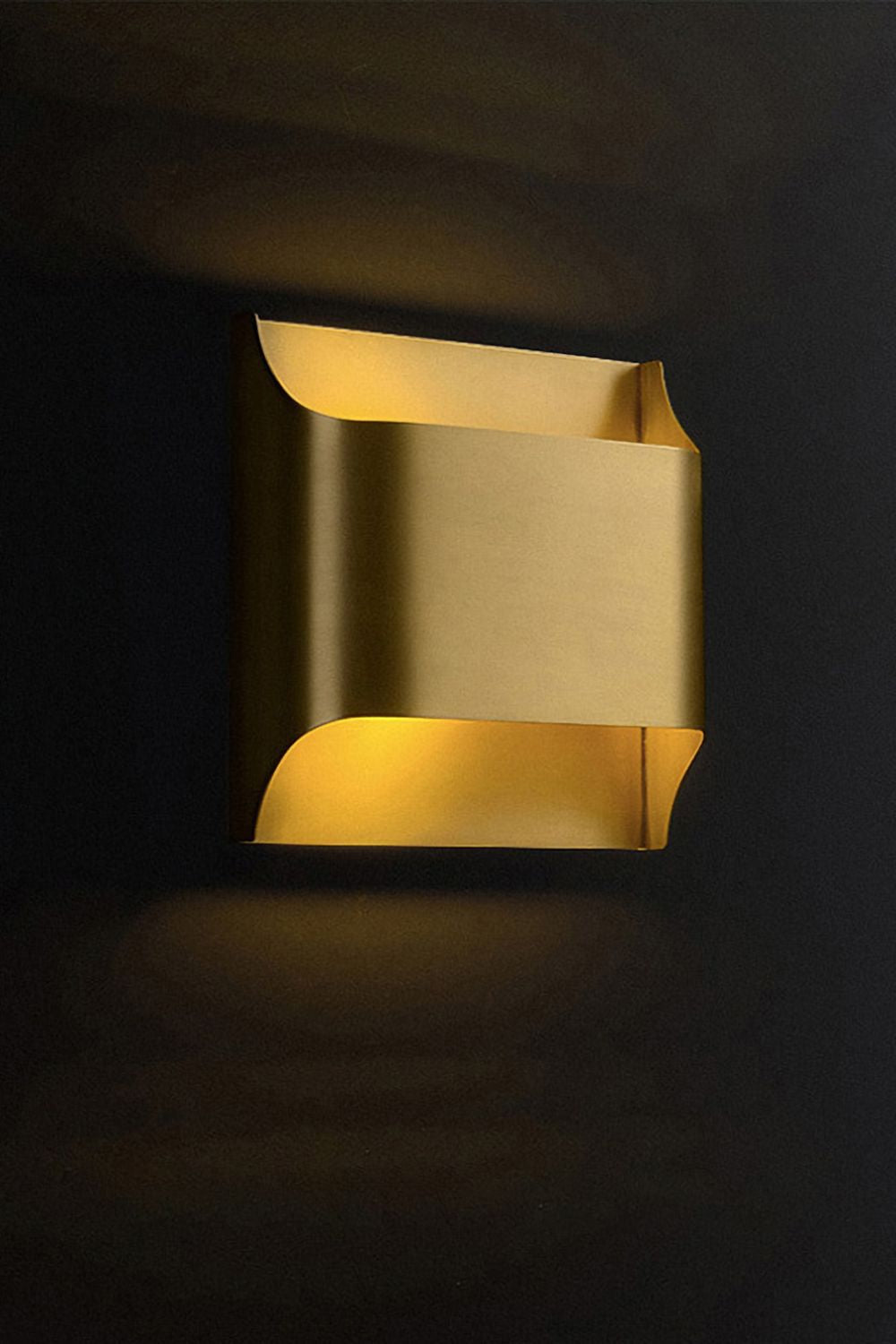 Leclerc Wall Sconce