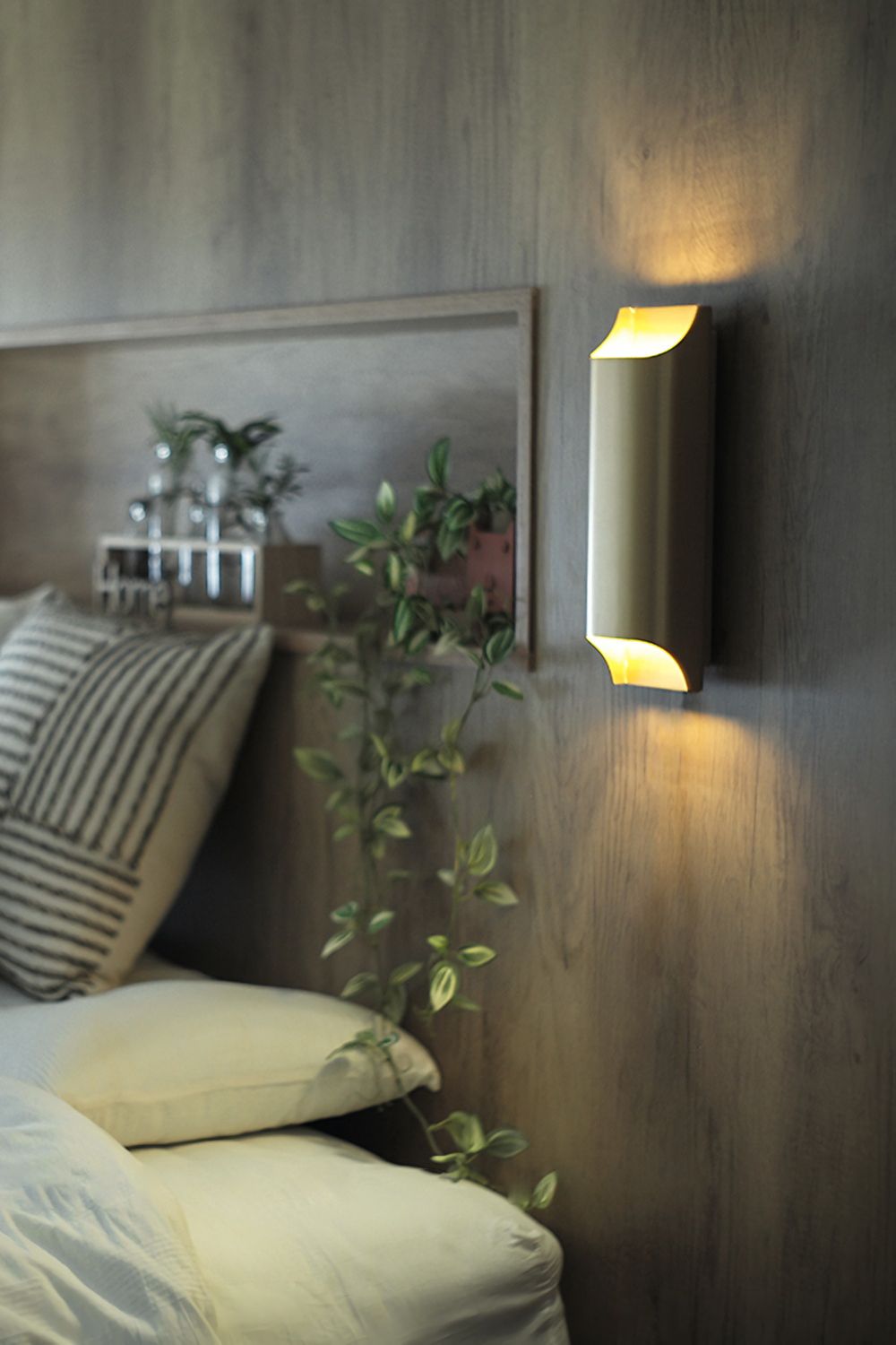 Leclerc Wall Sconce