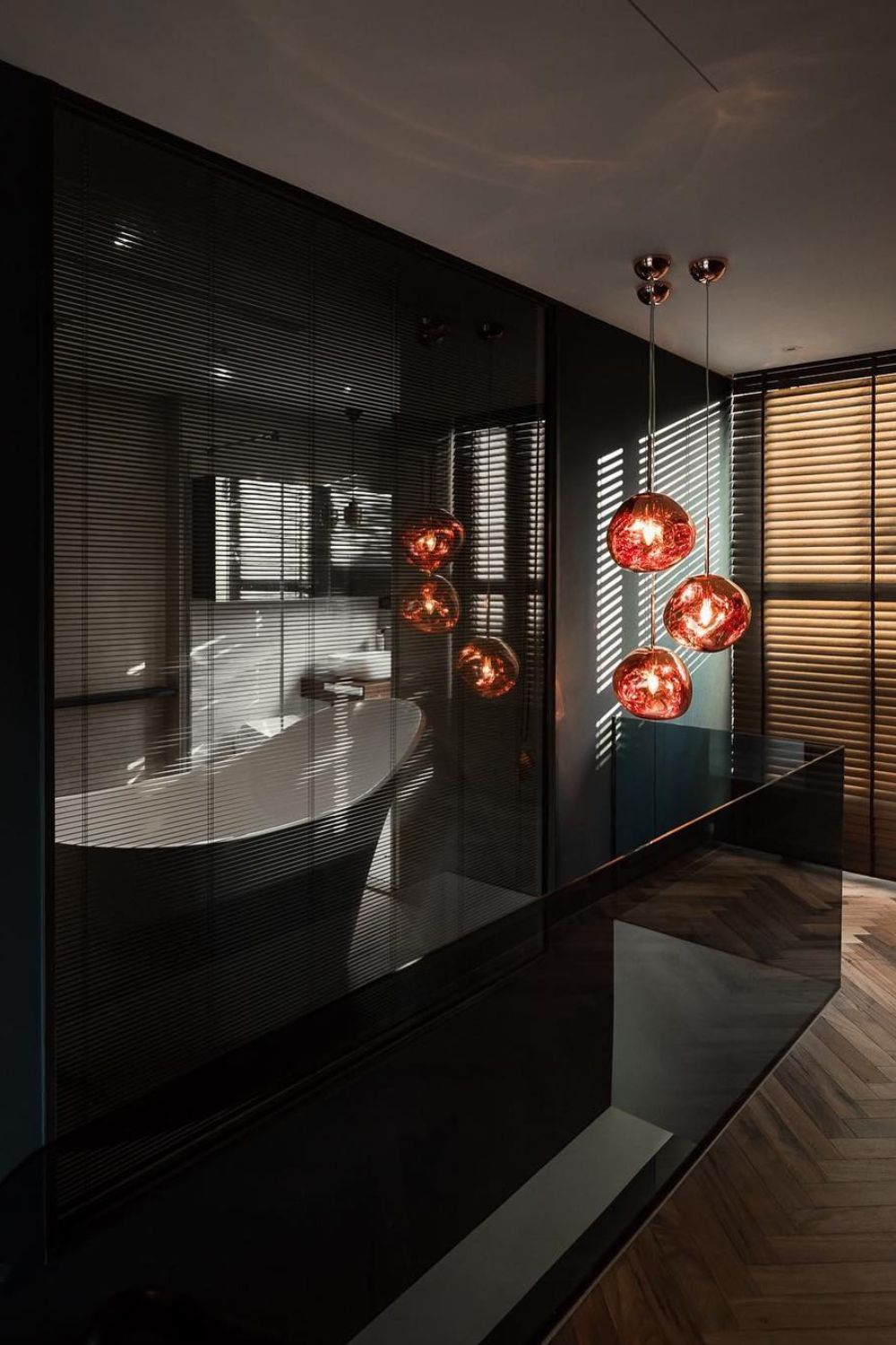 Metallic Lava Glass Pendant Lamp