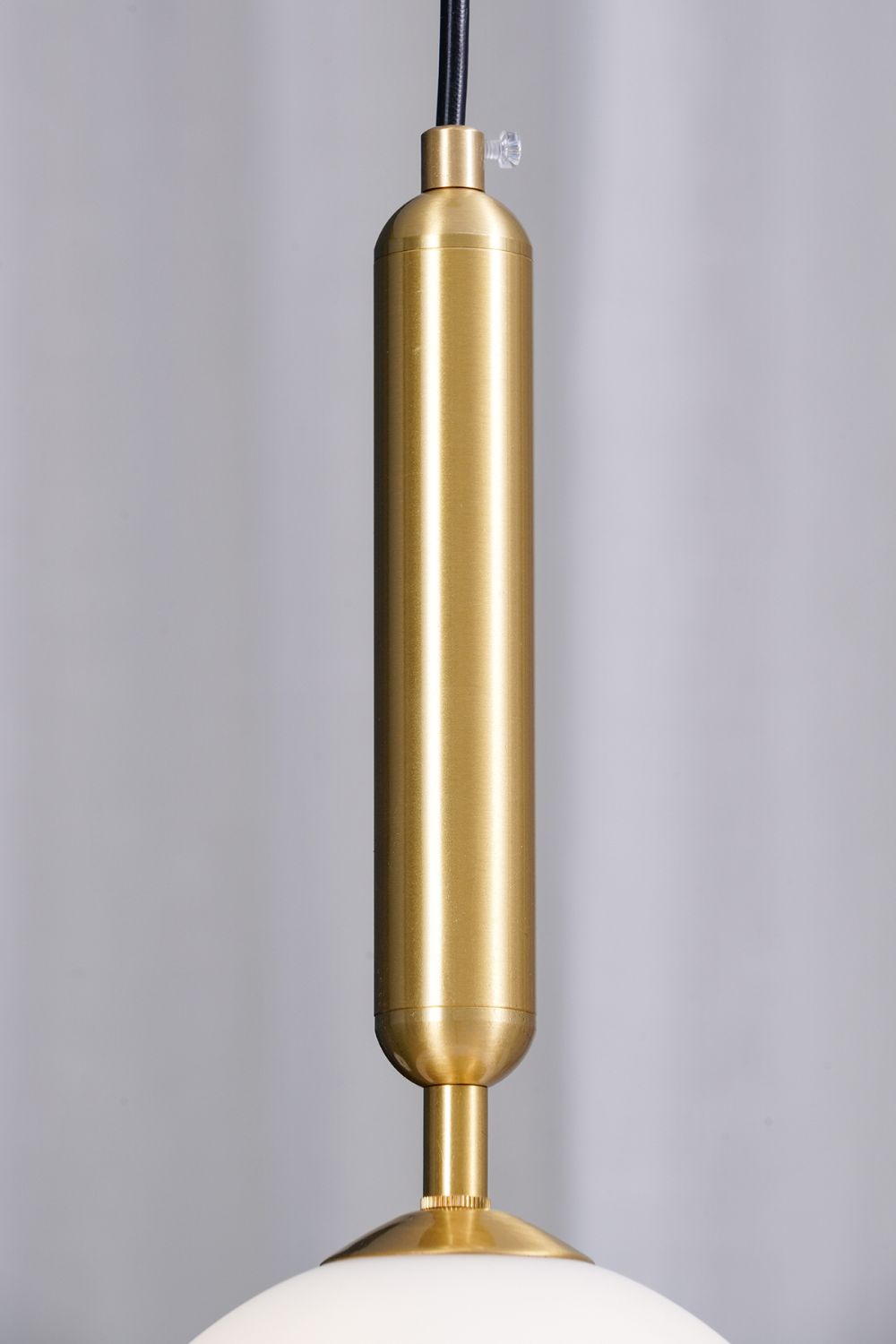 Miira Pendant Light