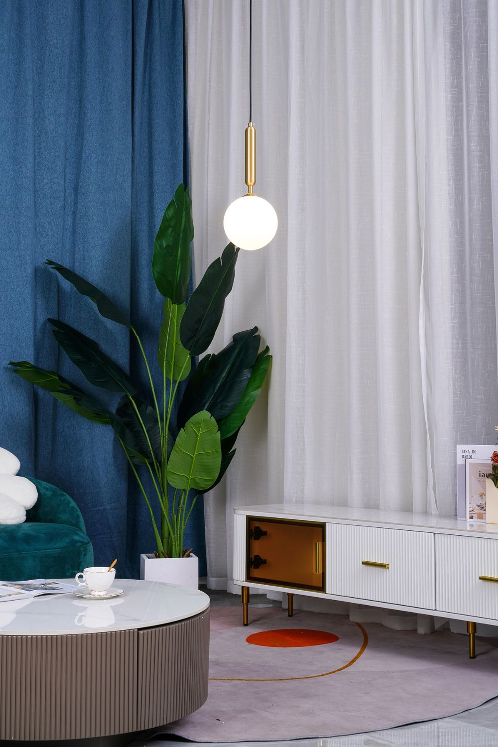 Miira Pendant Light