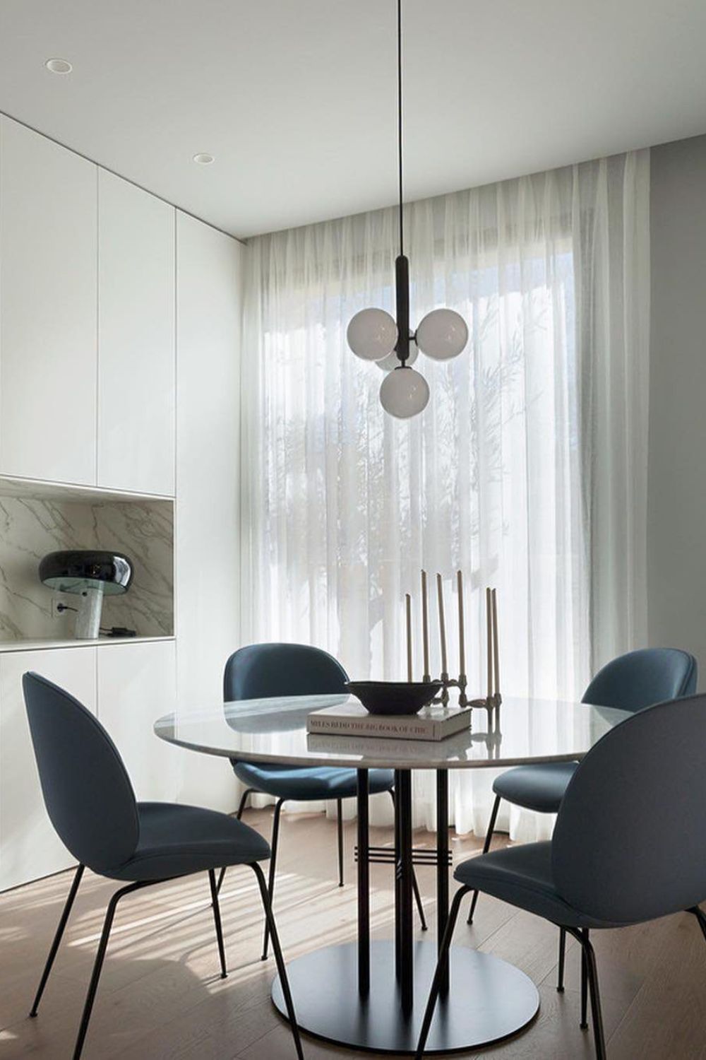 Miira Pendant Light