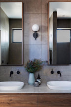 Miira Wall Light