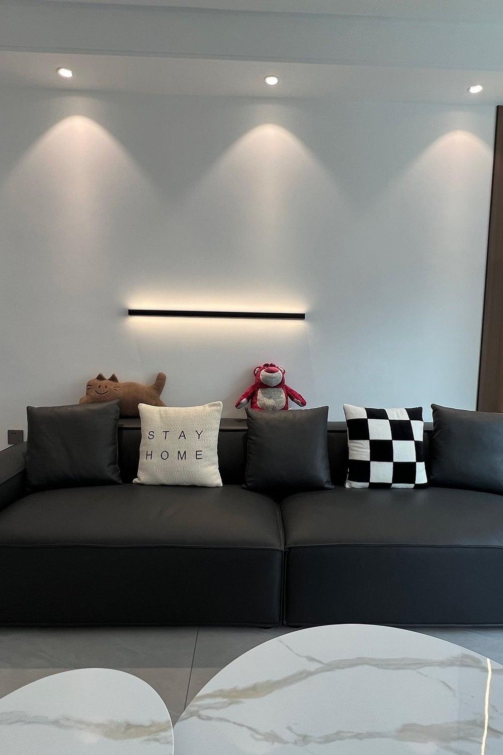 Minimalist Line Wall Lamp