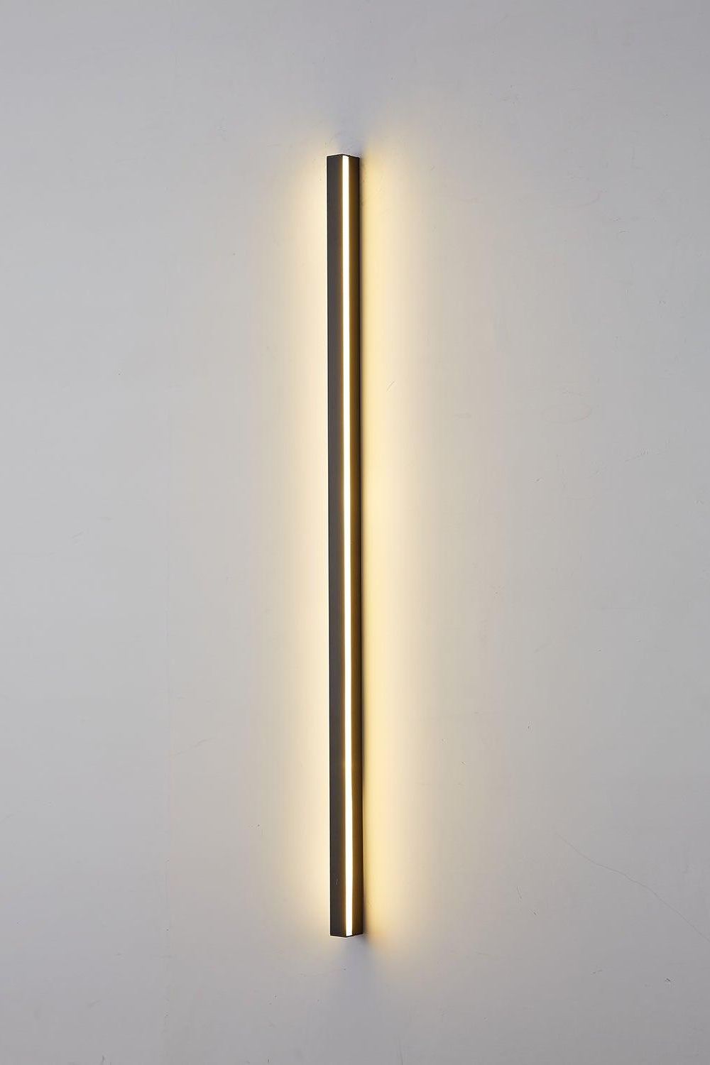 Minimalist Line Wall Lamp