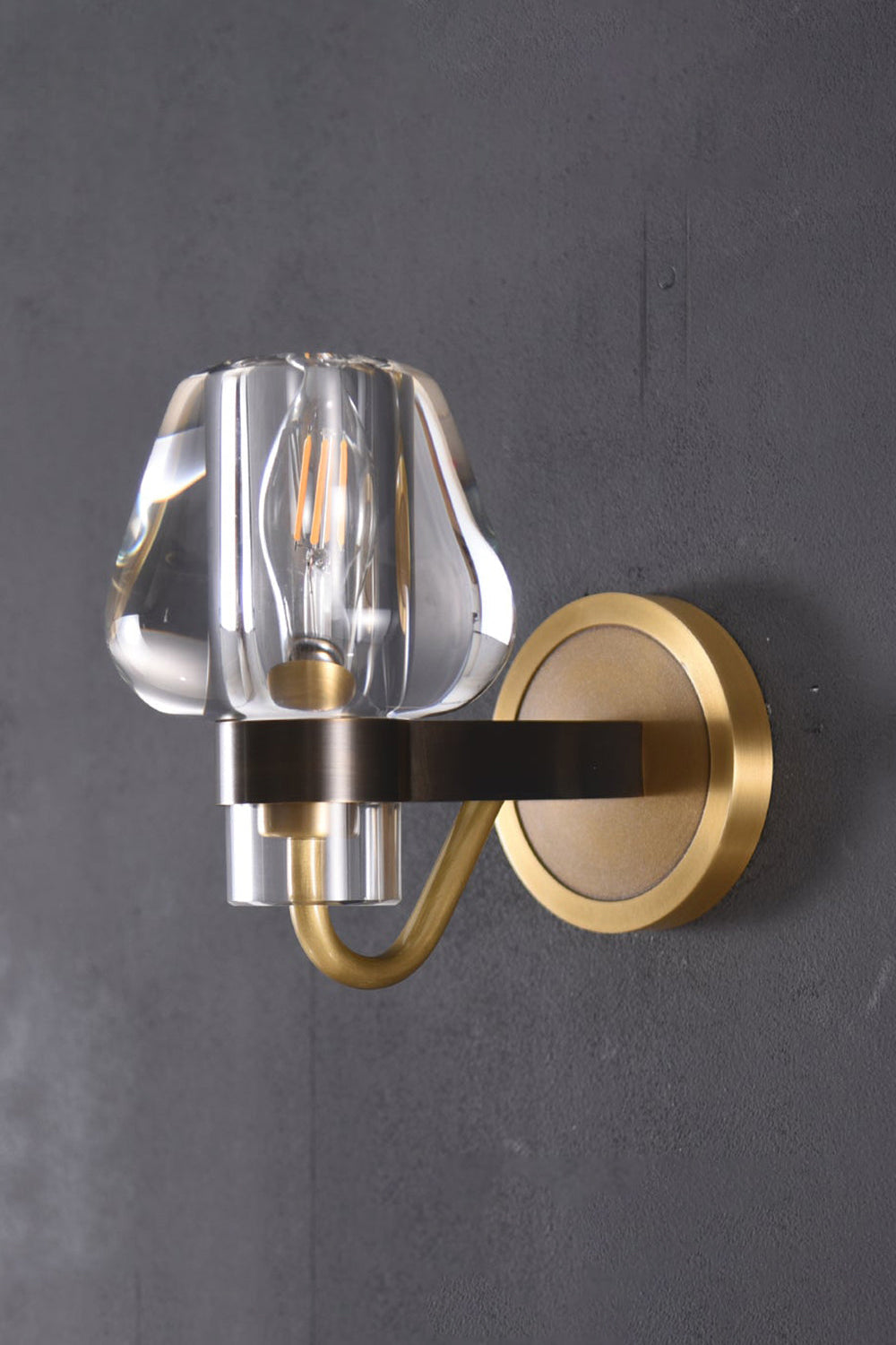 Montalembert Luxe Sconce