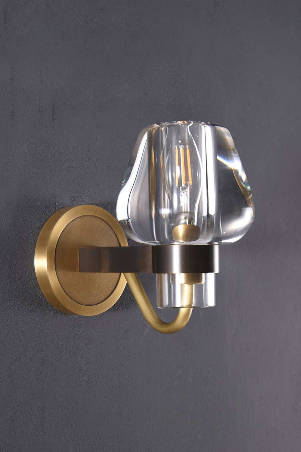 Montalembert Luxe Sconce