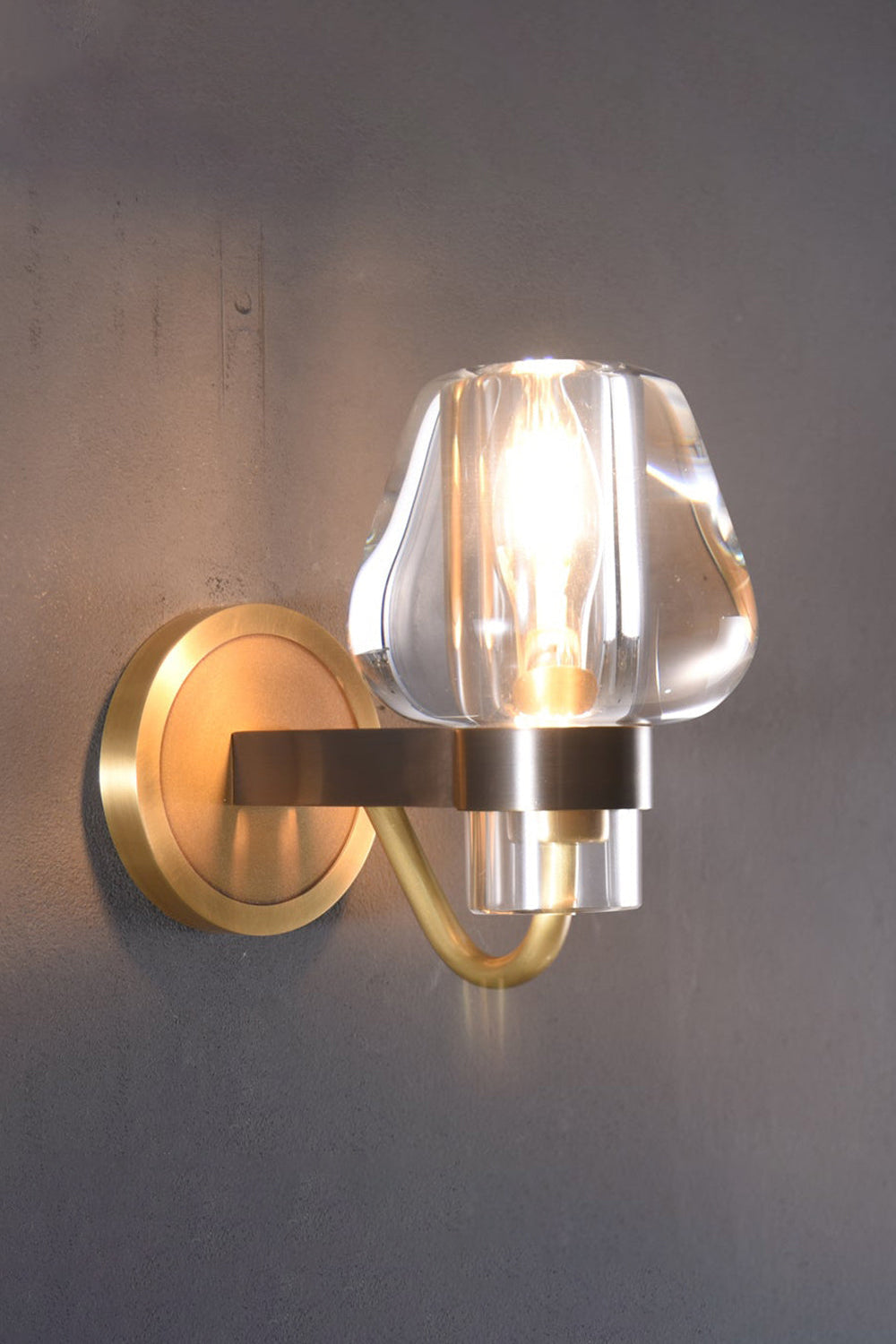 Montalembert Luxe Sconce