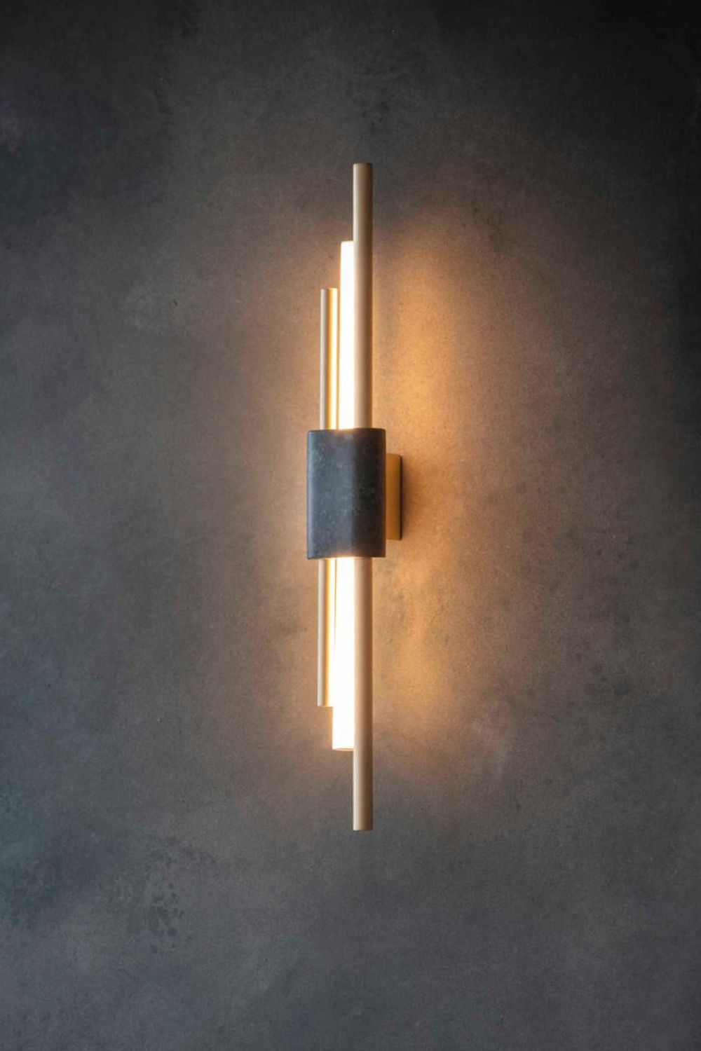 Tanto Wall Light