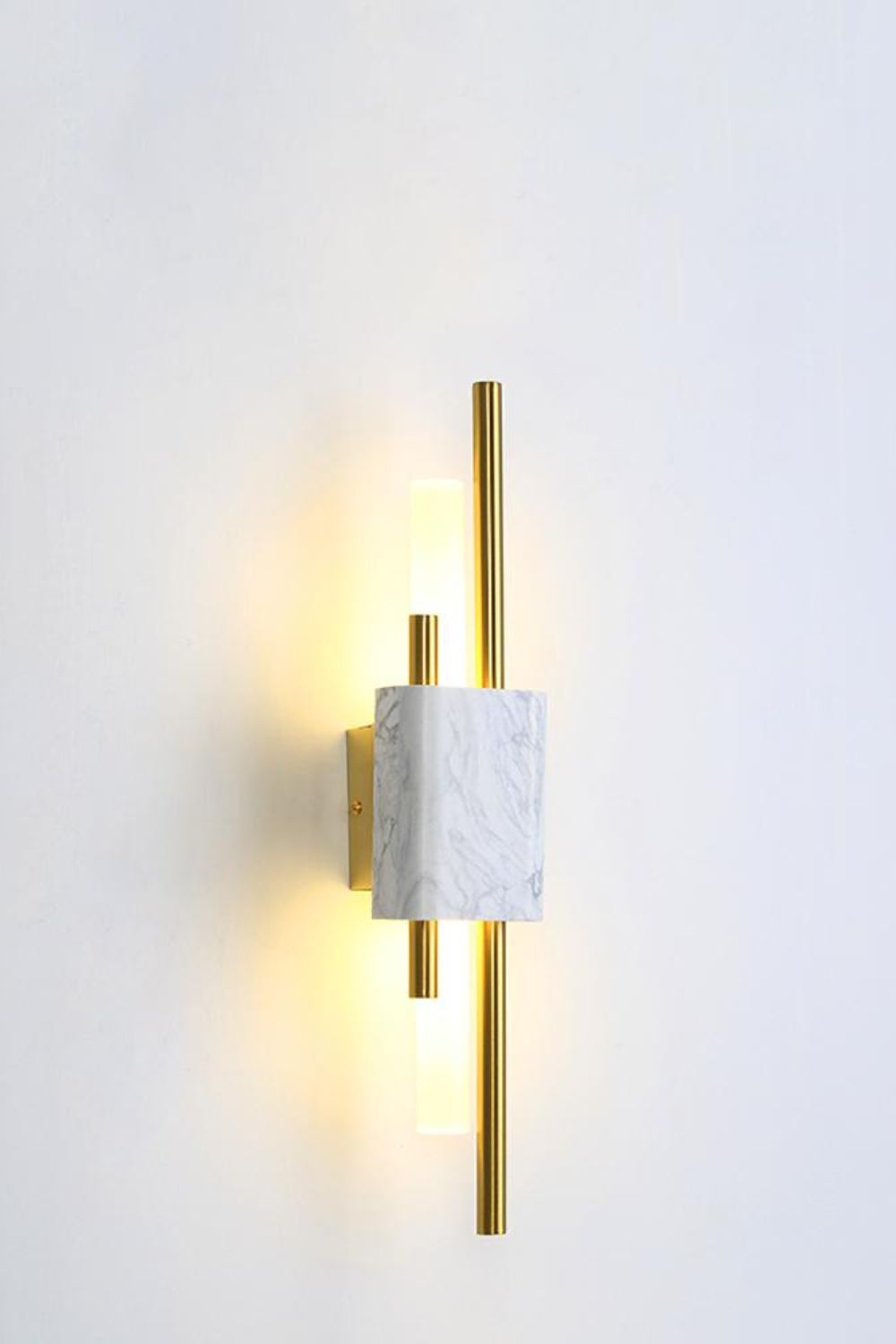 Tanto Wall Light