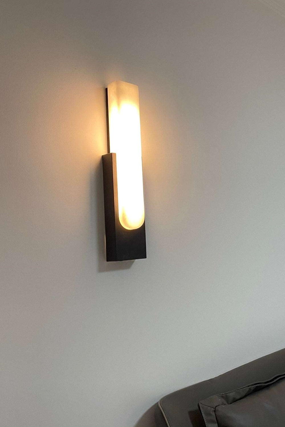 Marble Agatha Wall Lamp