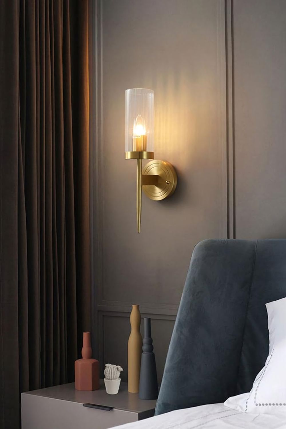 Alouette Wall Lamp