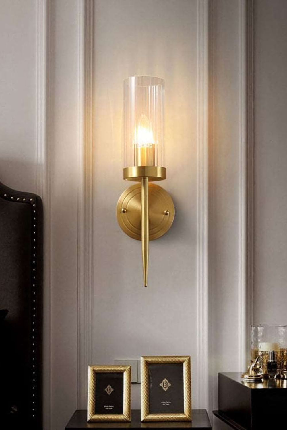 Alouette Wall Lamp