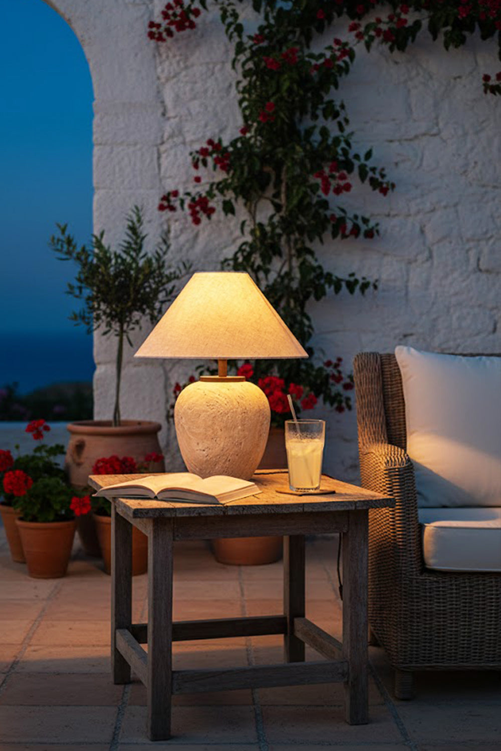 Aoji Table Lamp