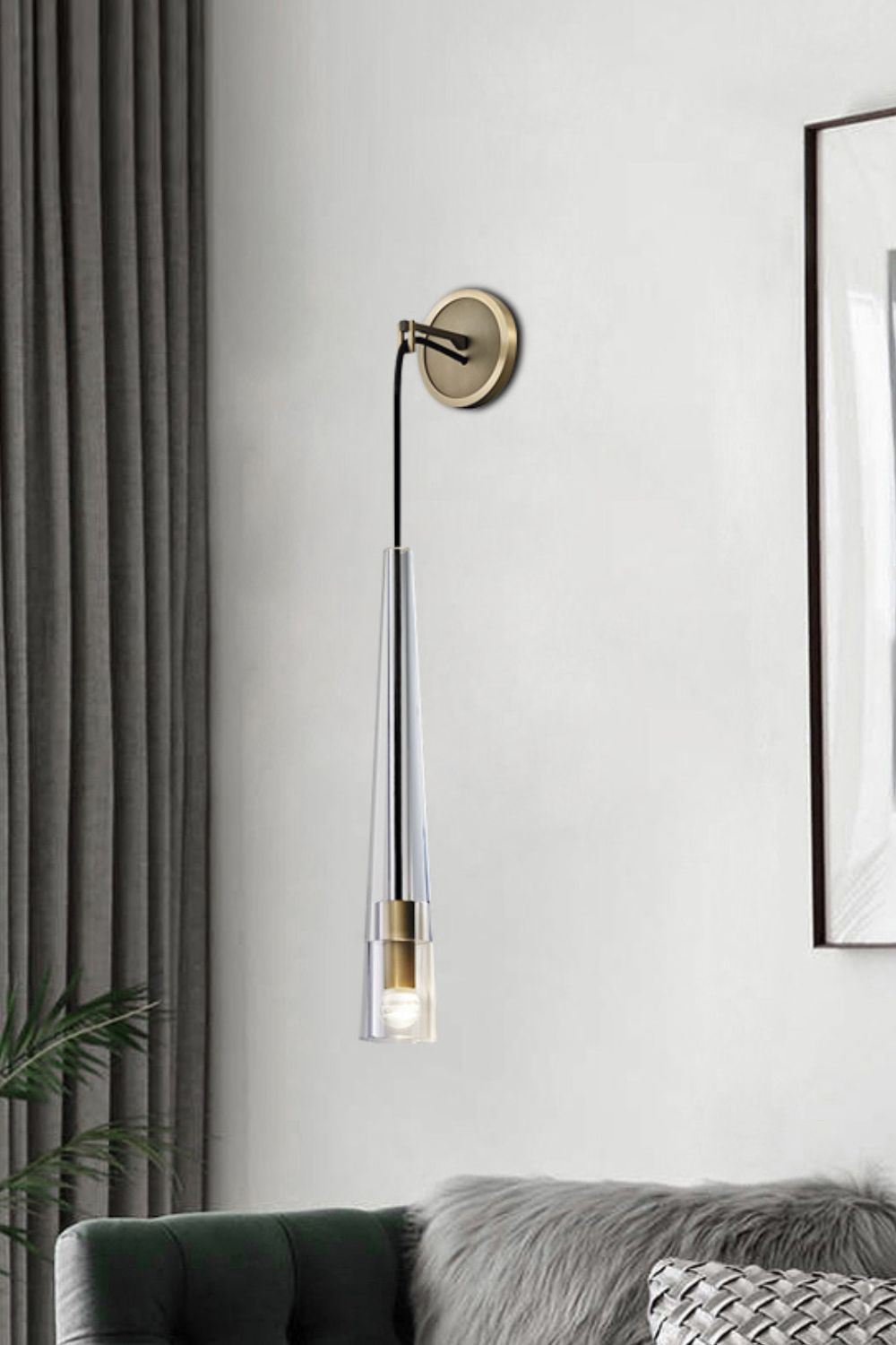 Apollinaire Wall Lamp