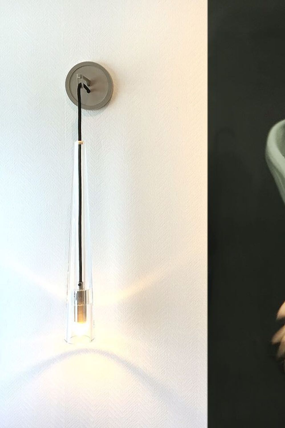 Apollinaire Wall Lamp