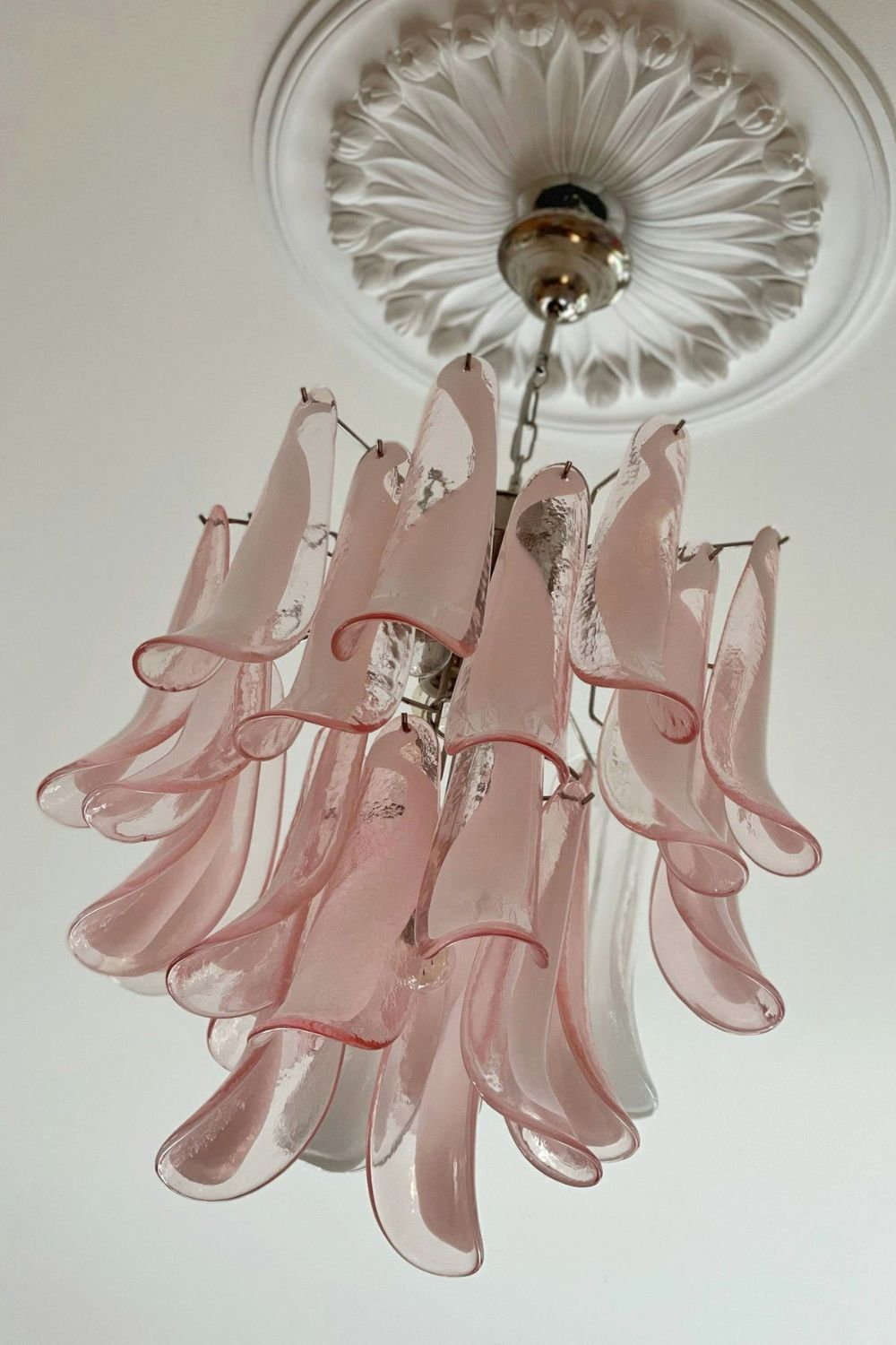 Art Petals Chandelier