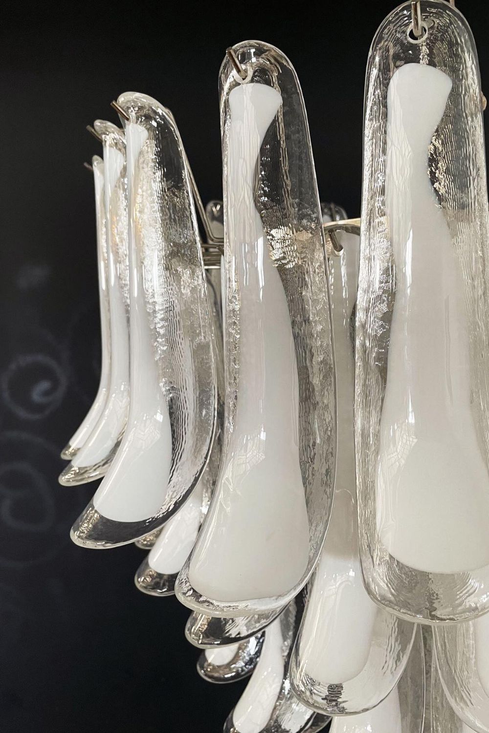 Art Petals Chandelier