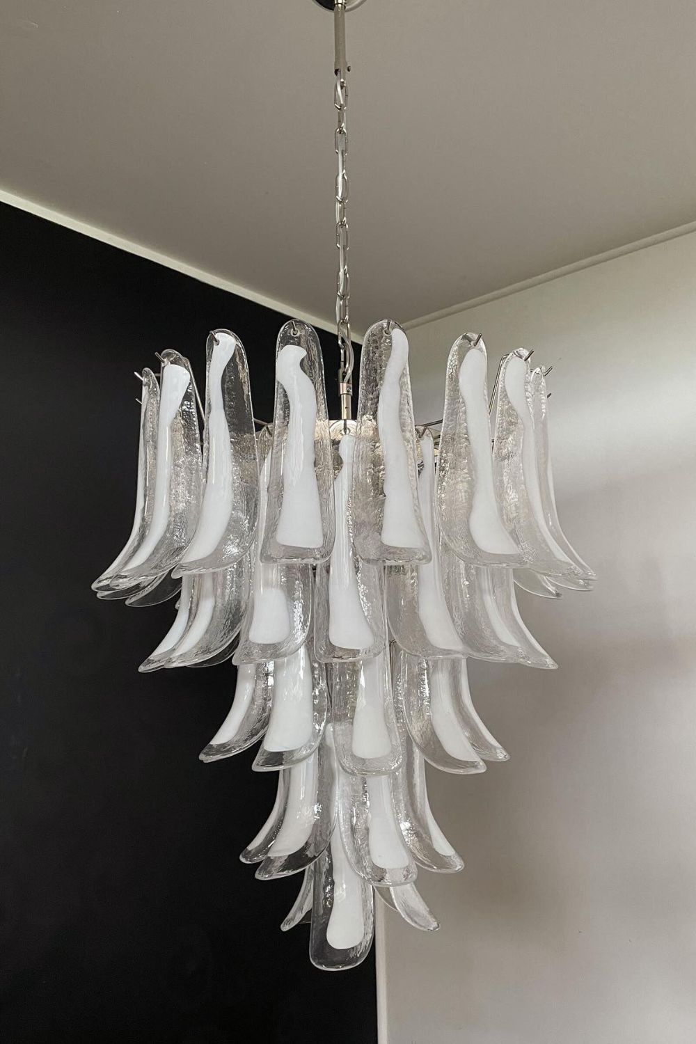 Art Petals Chandelier