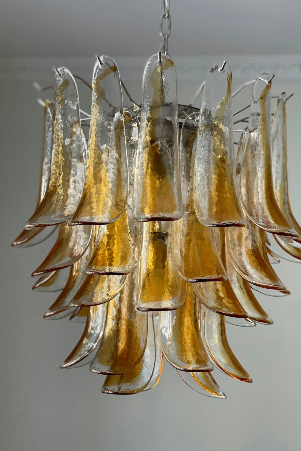 Art Petals Chandelier