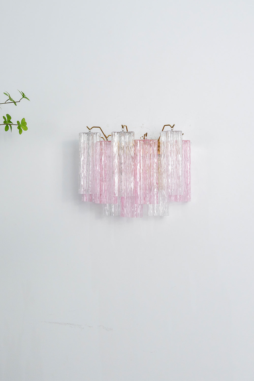 Art Style Glass Wall Lamp