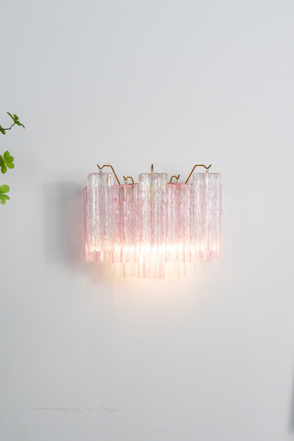 Art Style Glass Wall Lamp