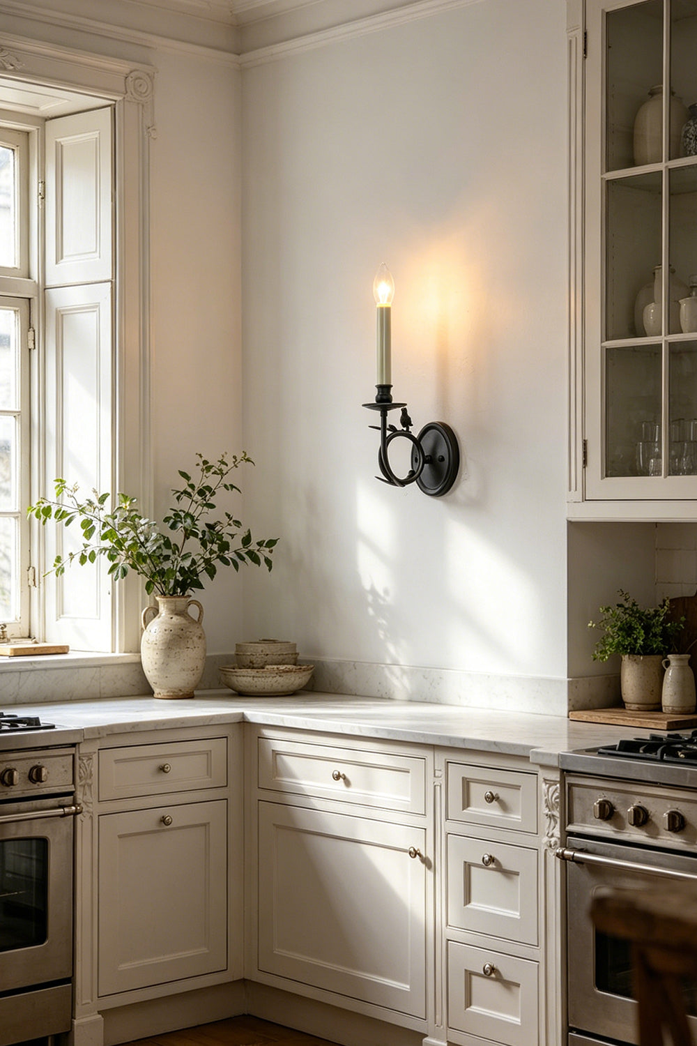 Brass Perched Bird Wall Light