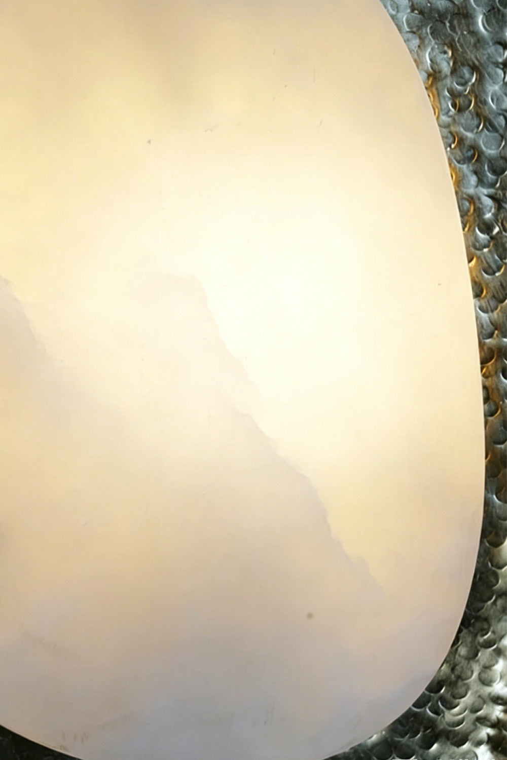 Caeliform Aurelia Alabaster Wall Lamp