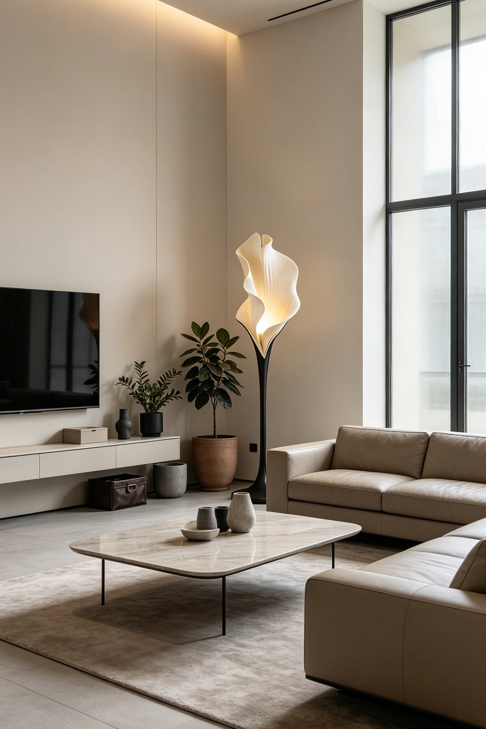 Calla Muse Resin Floor Lamp