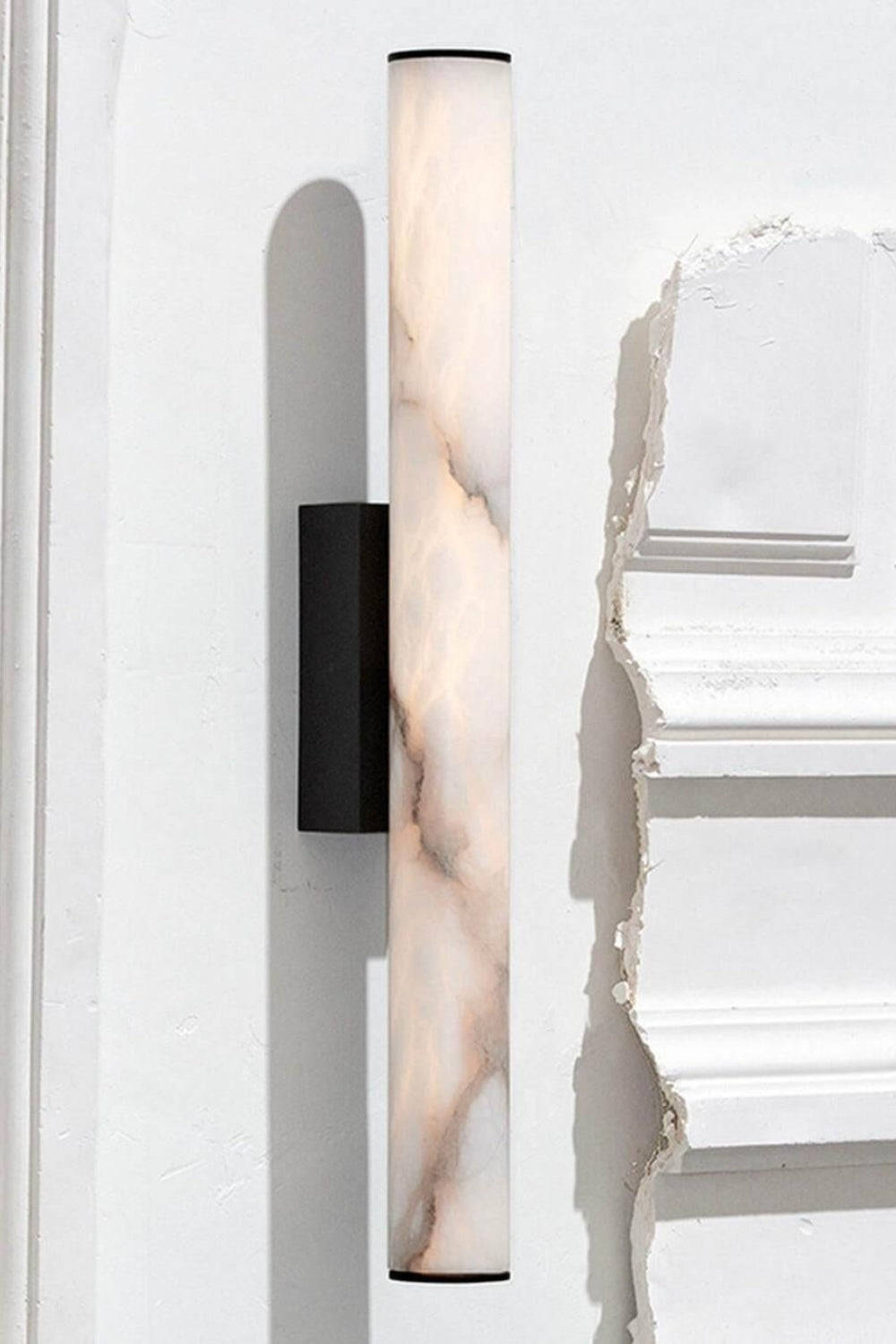 Callisto Wall Lamp