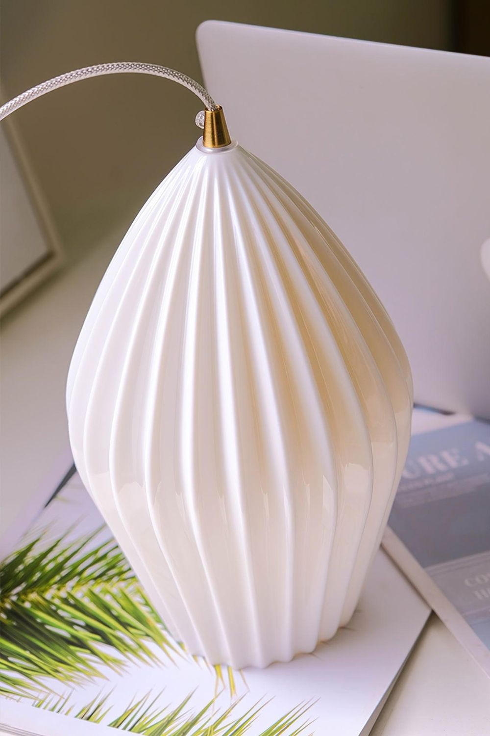 Ceramic Ribbed Pendant light