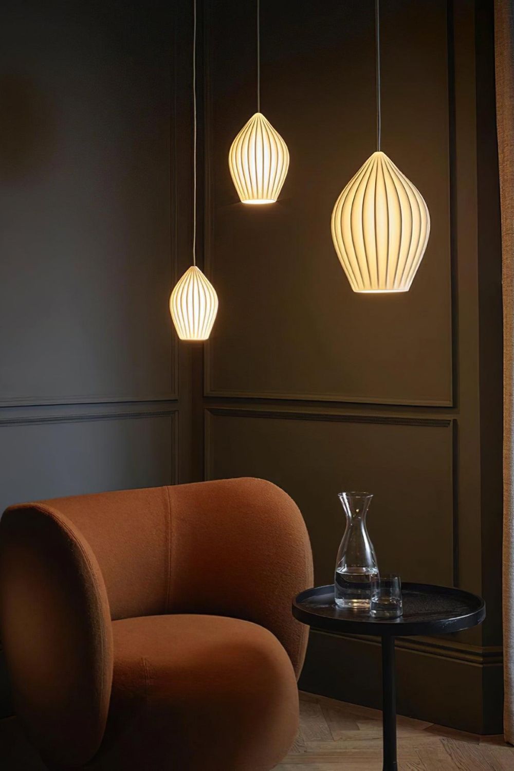 Ceramic Ribbed Pendant light