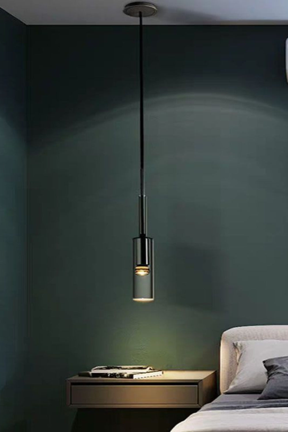 Dariel-Long Hanging Light