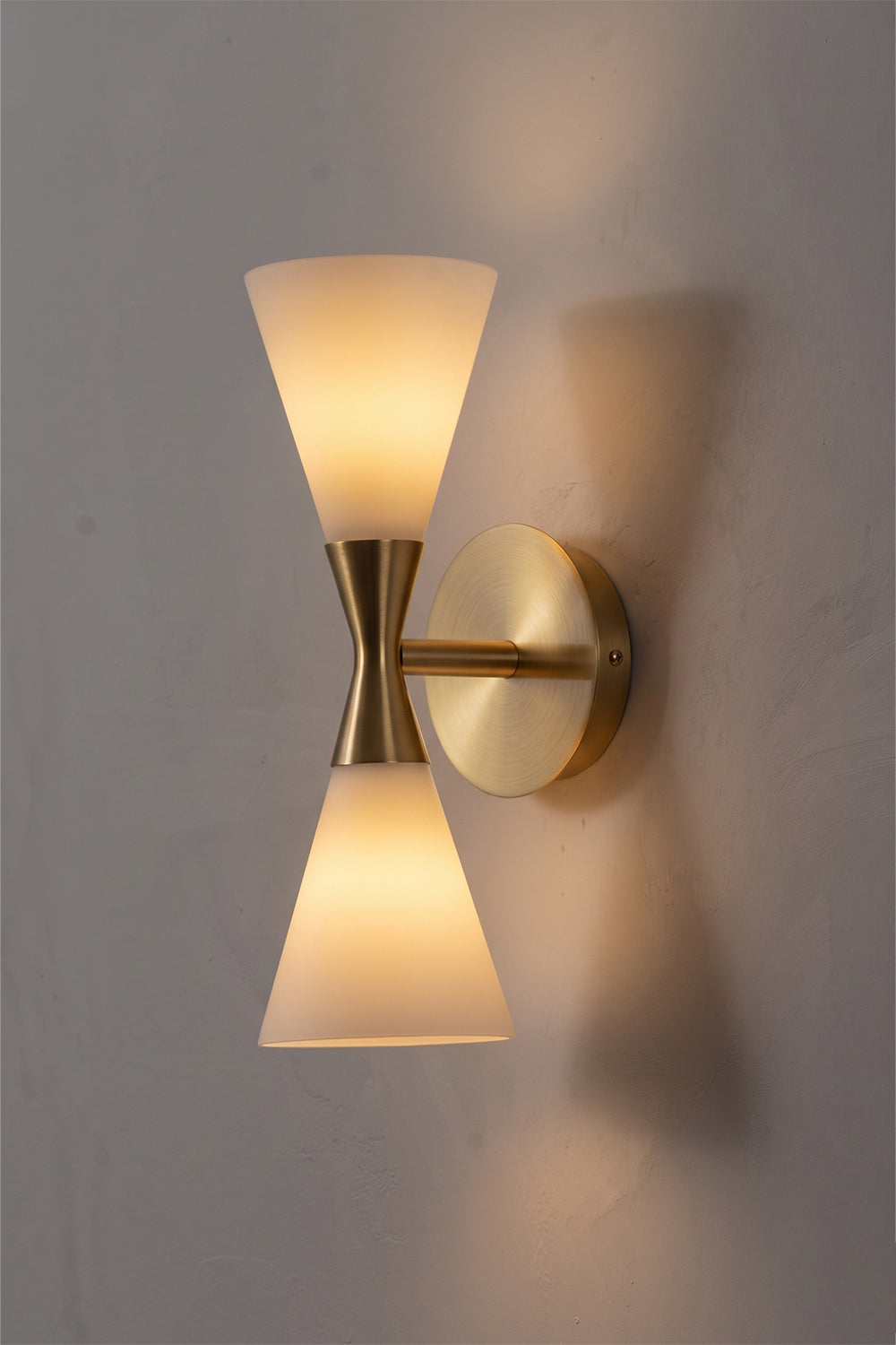 Diabolo Symmetry Glass Wall Sconce