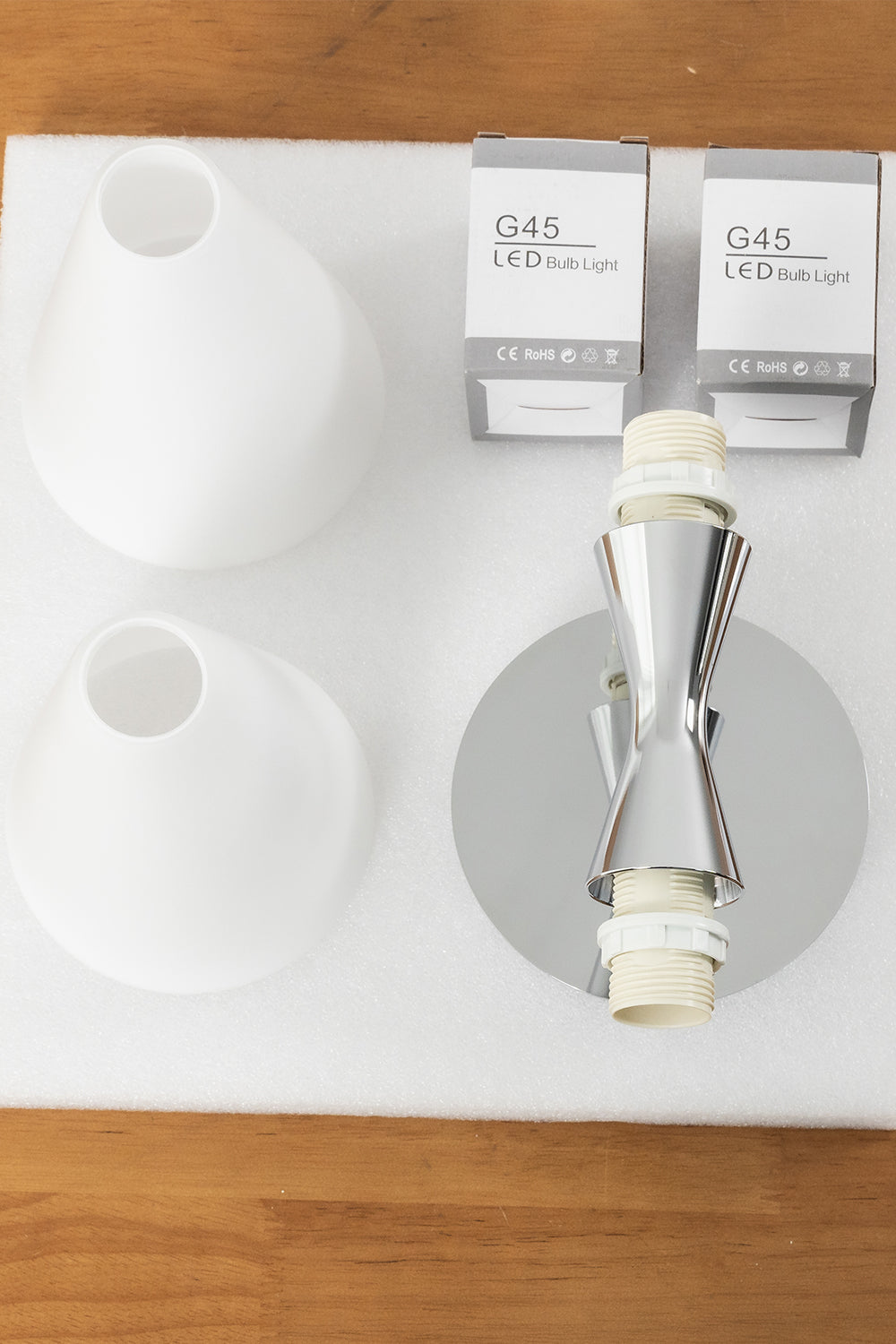 Diabolo Symmetry Glass Wall Sconce