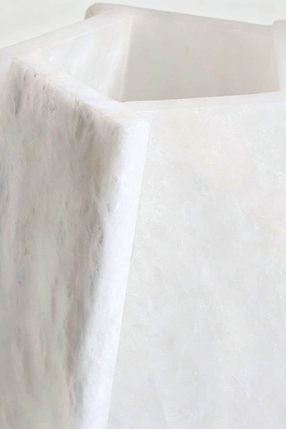 Elysian Alabaster Table Lamp