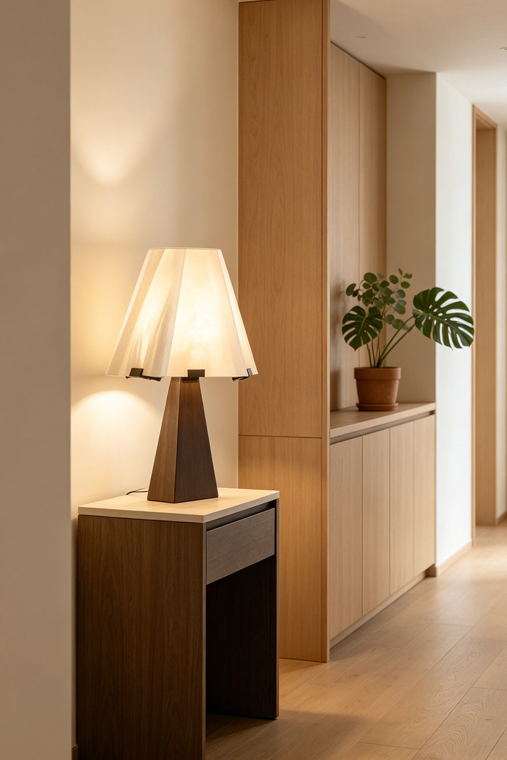 Elysian Alabaster Table Lamp