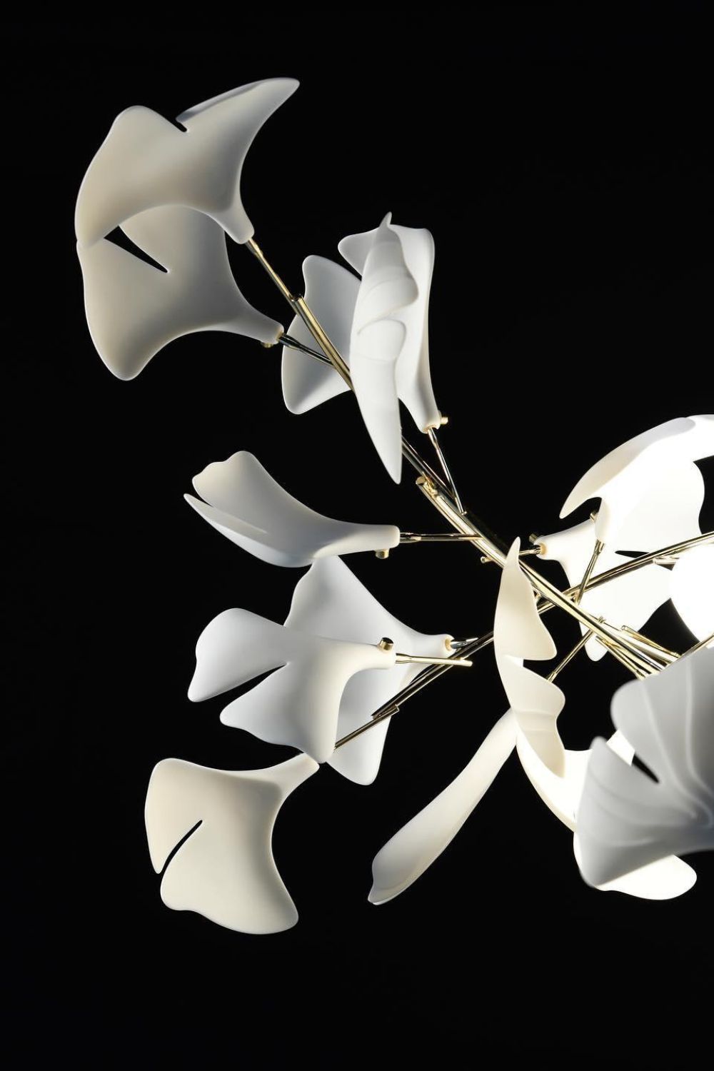 Cermaic Leaf Gingko Chandelier U