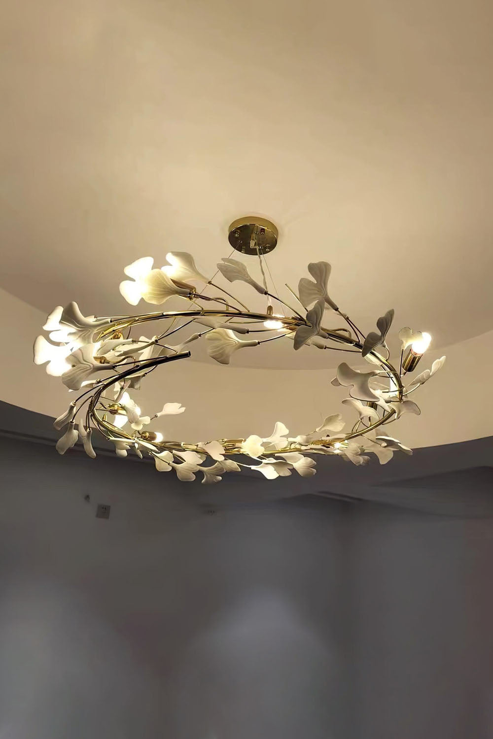 Cermaic Leaf Gingko Chandelier U