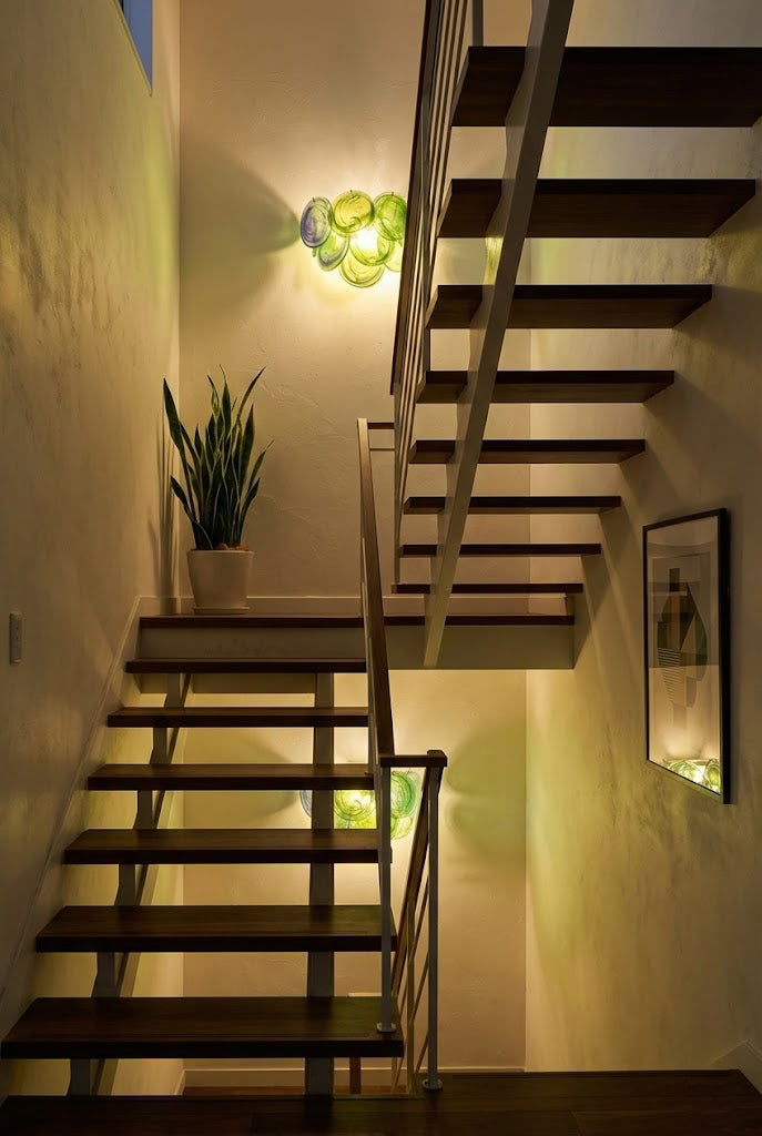 Green Art Glass Discs Wall Lamp